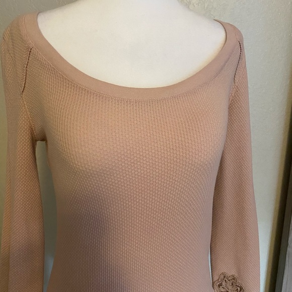 Free people pink Henley - SOLD - Picture 2 of 4